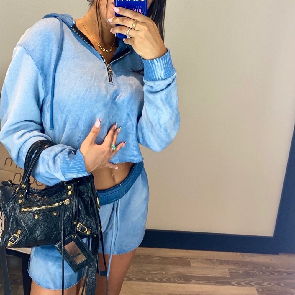 COTTON CITIZEN 💙 Sweatshirt & Sweatshort Set